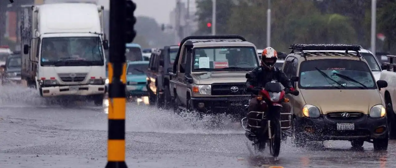 ¿Cuánto tiempo se quedarán las lluvias en Santa Cruz?