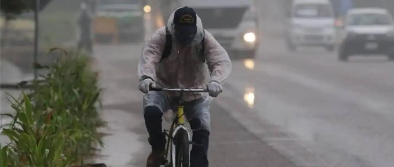 ¡Prepárese! Pronostican cuatro días seguidos de lluvia en Santa Cruz