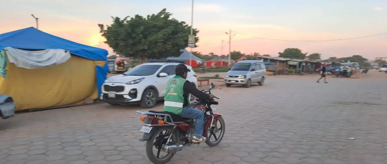 Mototaxistas de San Julián suben el precio del pasaje